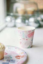 Taylor Swift paper cups, 10.5 oz (310 mL) paper cups, light purple party cups, Swiftie party supplies, eras tour-themed cups, Taylor Swift icons cups, Red heart glasses cup, 1989 Statue of Liberty cup, Reputation snake cup, Midnight lighter cup, Taylor Swift birthday party, Cornelia Street party supplies, Shake It Off party decor, matte paper cups, Taylor Swift-themed tableware.