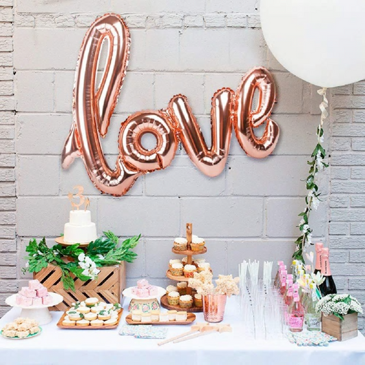 Rose Gold Love Foil Balloon-Decoren